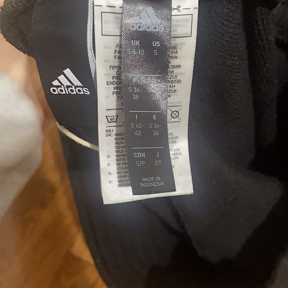 Black shorts with white detailing, high waisted - Picture 2 of 2